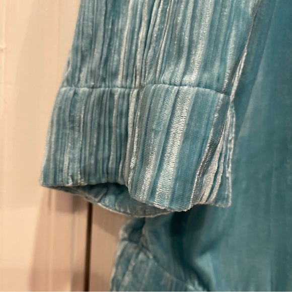 Soft Surroundings Tunic Blouse Women's Sz Med Teal Velvet Embellished Bohemian - Picture 4 of 11